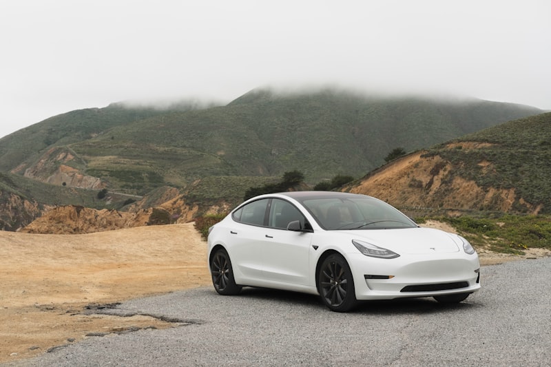Tesla Model Y Fiyat Listesi 2026: Tüm Versiyonlar ve Güncel Rakamlar
