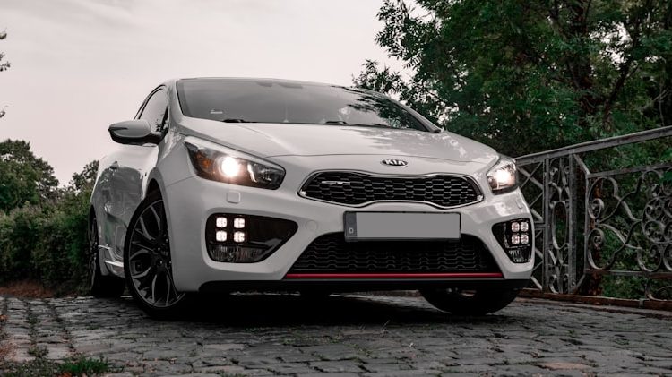 Kia Sıfır Araç Fiyat Listesi 2026: Tüm Modellerin Donanım Paketleri ve Kampanyalı Fiyatları