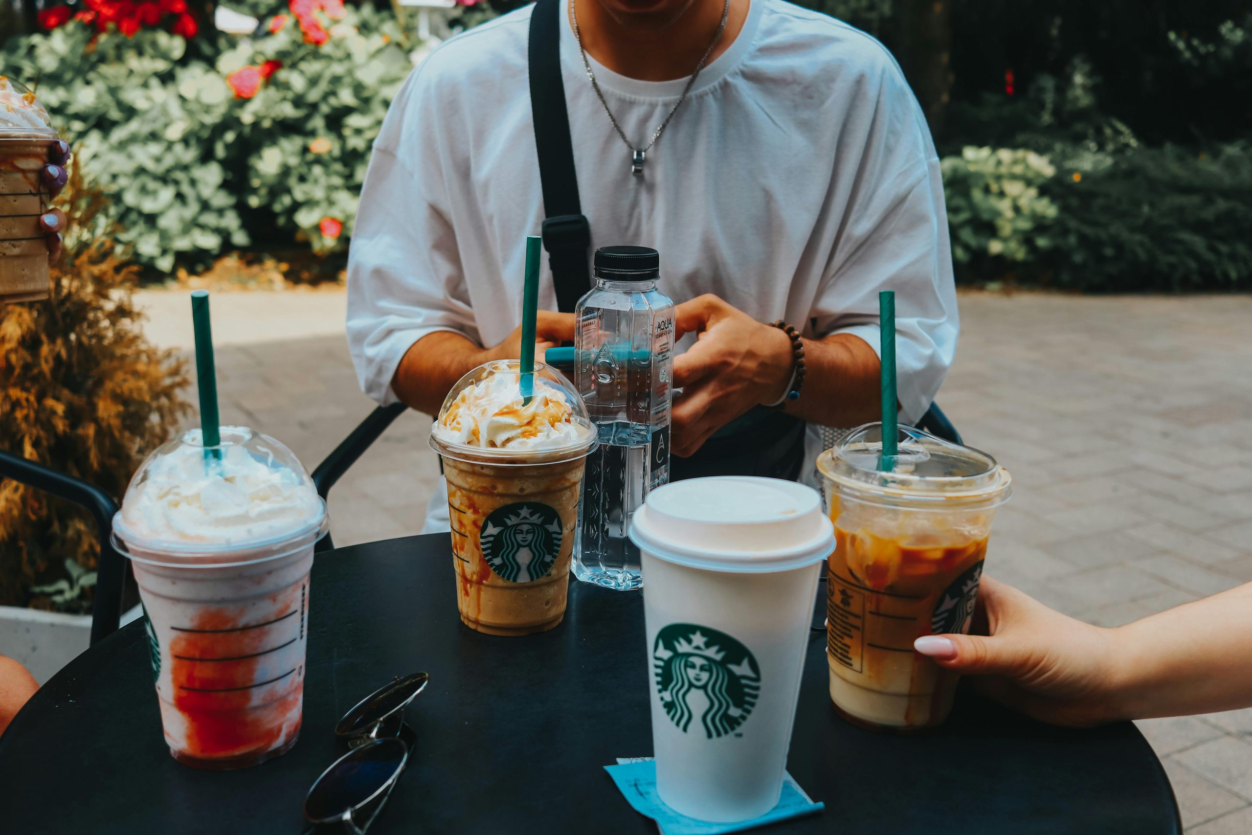 Starbucks gizli menü tarifleri ve 2026 fiyat listesi