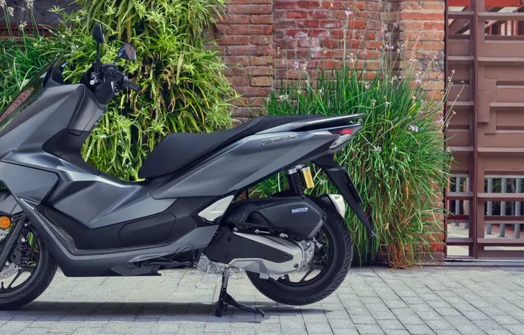 Sahibinden mi Bayiden mi 2026 Honda PCX 125 Sıfır ve İkinci El Fiyat Analizi