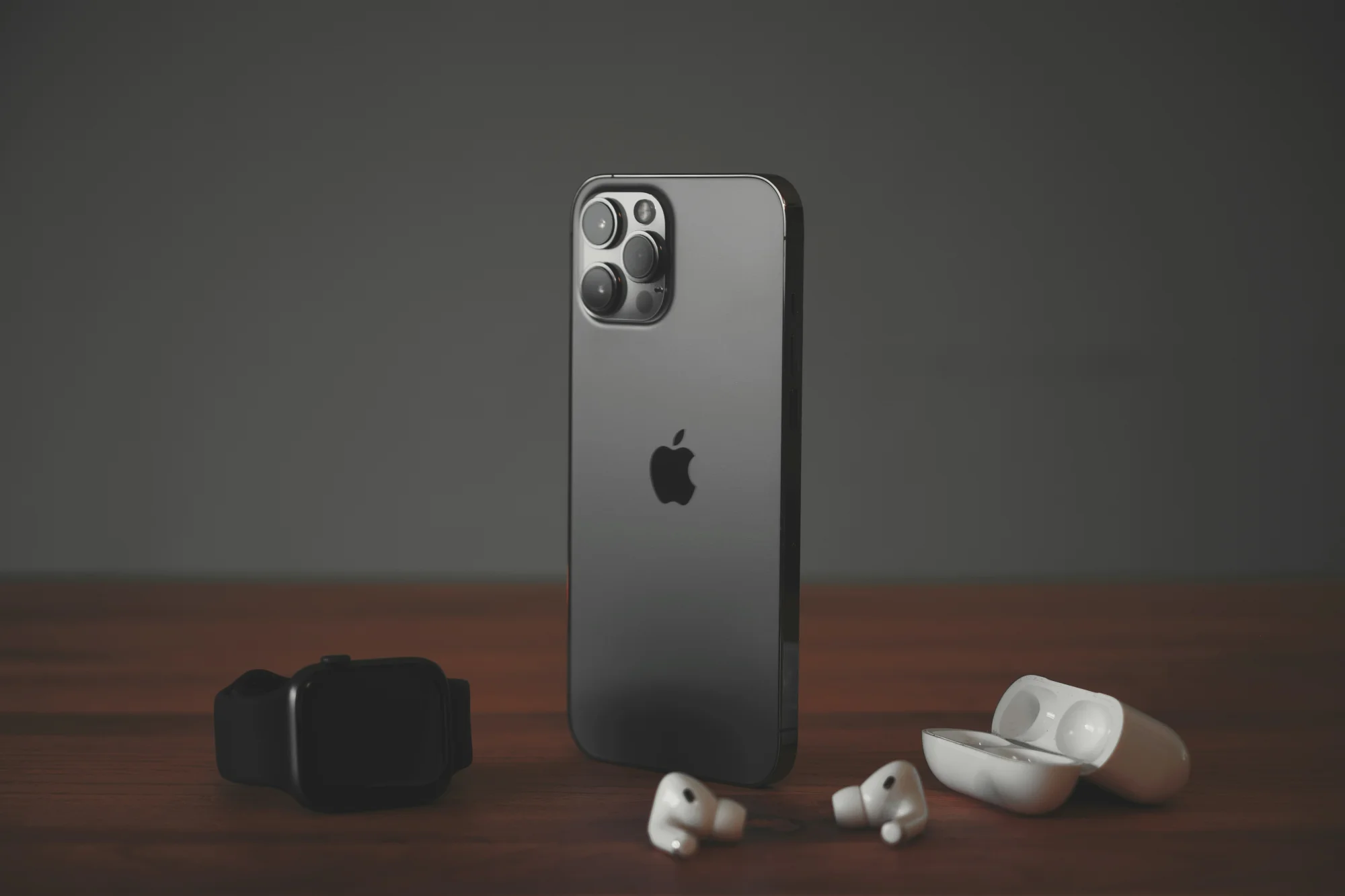 iPhone Fiyatları 2026: Geçmişten Günümüze Trend Analizi