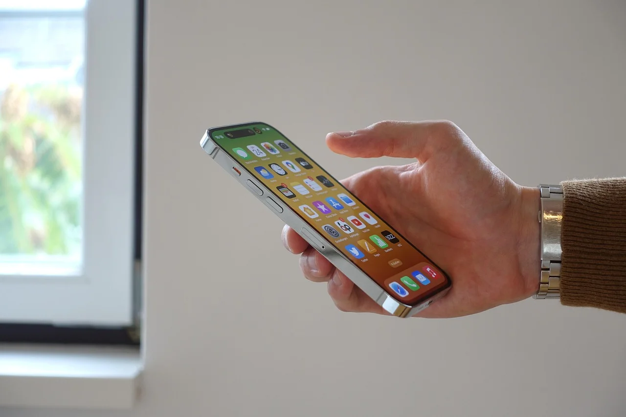 iPhone Fiyatları 2026’da Düşer mi? Gelecek Fiyat Analizi