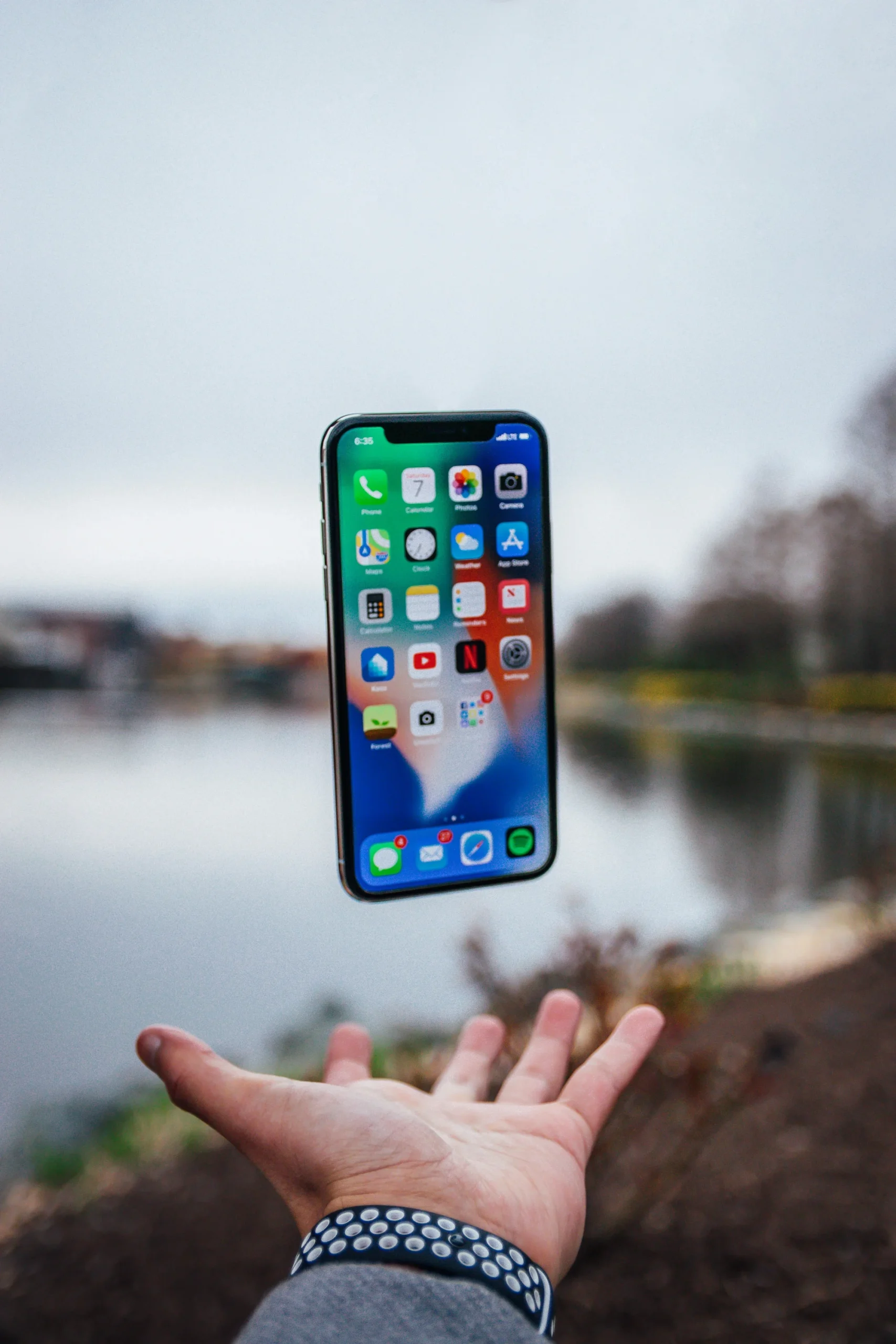 iPhone'un Pazar Stratejisi ve Fiyatlandırma