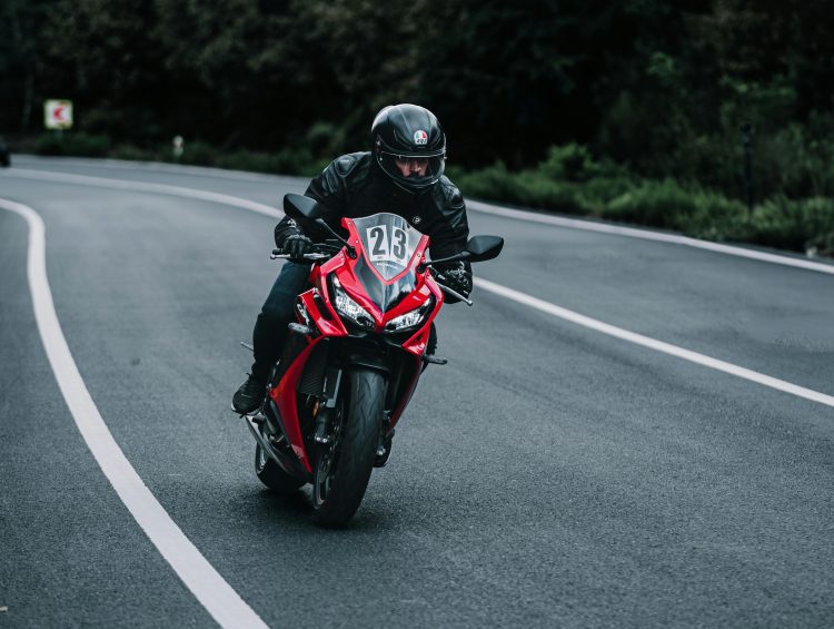 B Sınıfı Ehliyetle PCX 125 Kullanılır mı