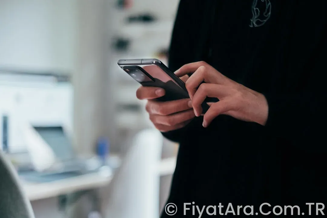 En güvenilir telefon fiyat takip siteleri hangileri?
