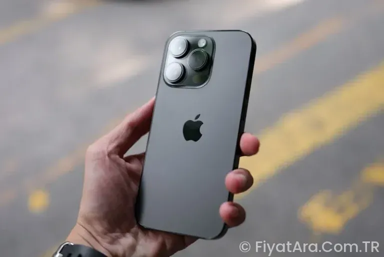 iPhone 15 mi, Yoksa iPhone 16 mı? 2026 Fiyat Farkına ve Yeni Kamera Tuşuna Değer mi?