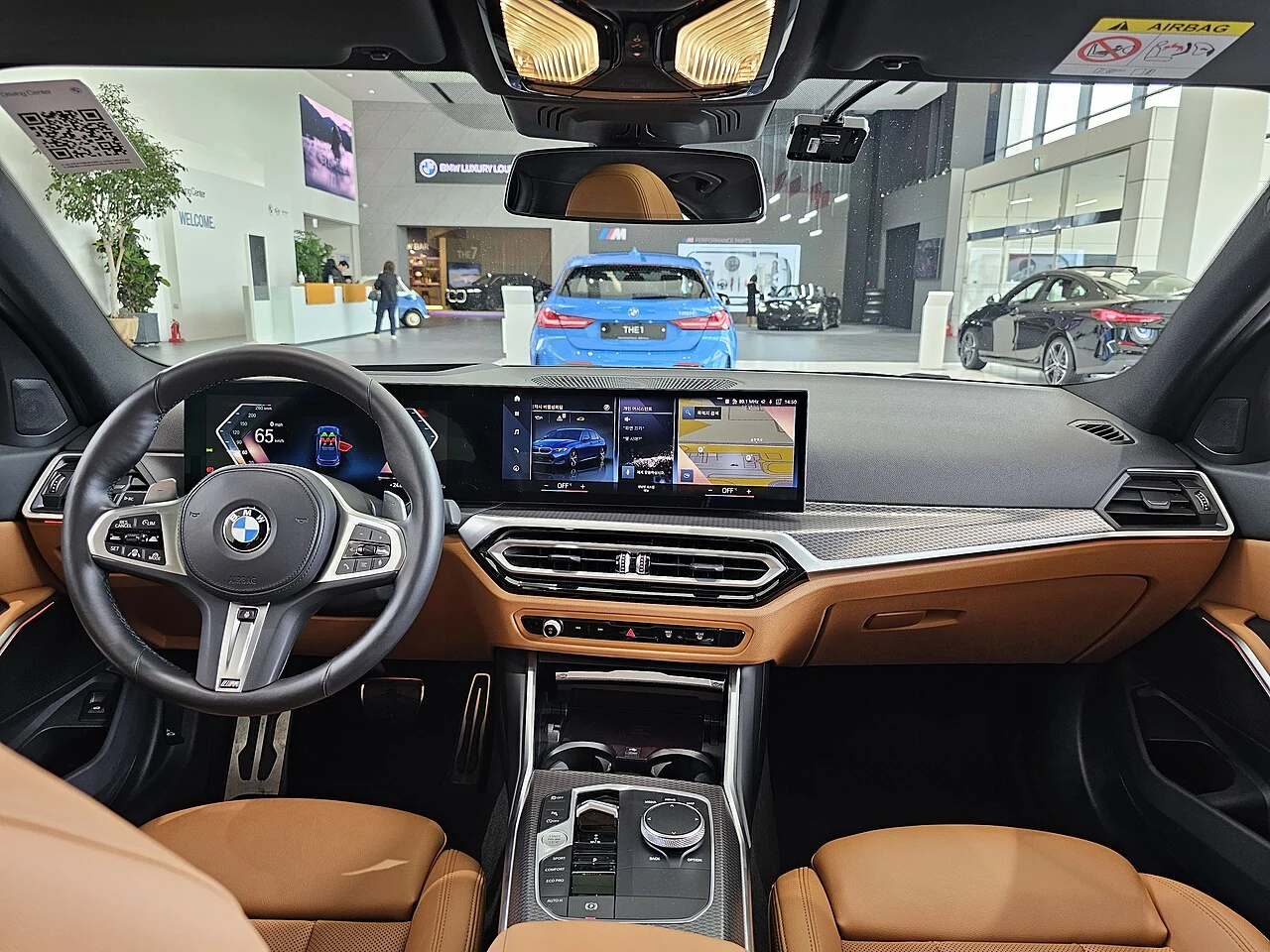 BMW 3 Serisi Sedan İç Mekan ve Kokpit Teknolojisi