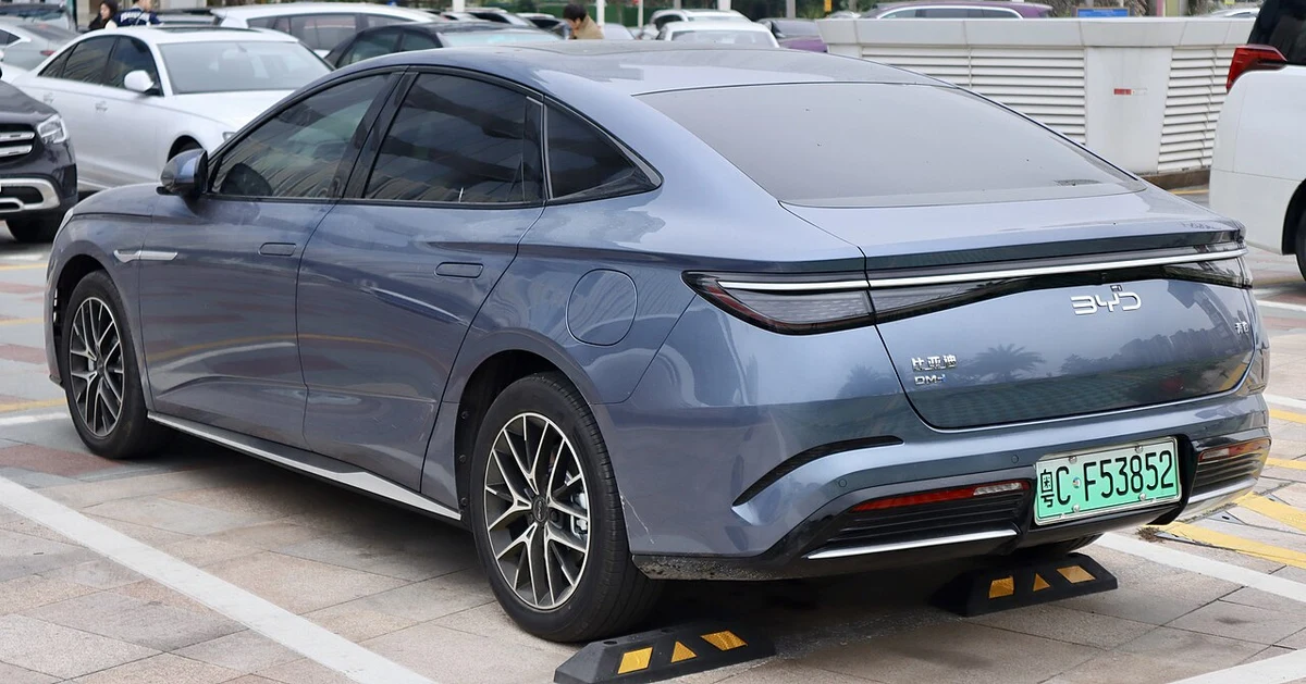 Yeni BYD Seal Arka Tasarım ve Detay Çizgileri