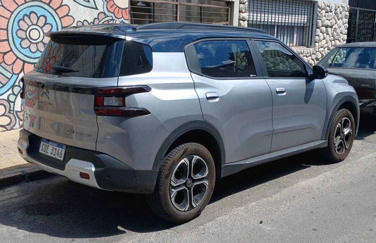 Citroën C3 Aircross Arka Tasarım ve Detay Çizgileri