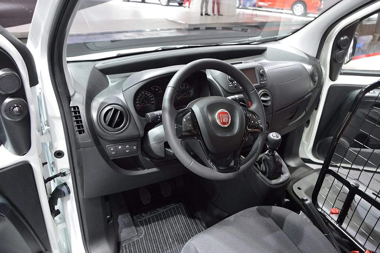 Fiat Fiorino Combi Kokpit ve İç Mekan Konforu