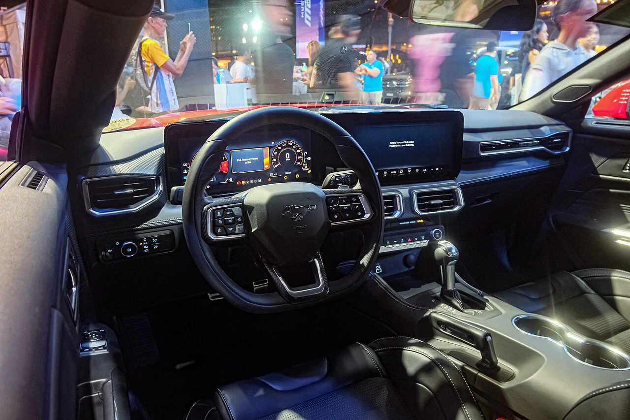 Yeni Ford Mustang S650 Dark Horse & GT İç Mekan ve Spor Kokpit