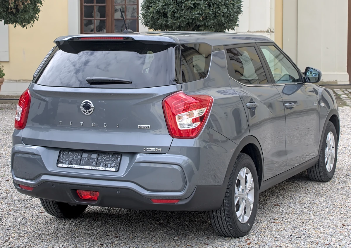 KGM Tivoli Arka Tasarım ve Detay Çizgileri