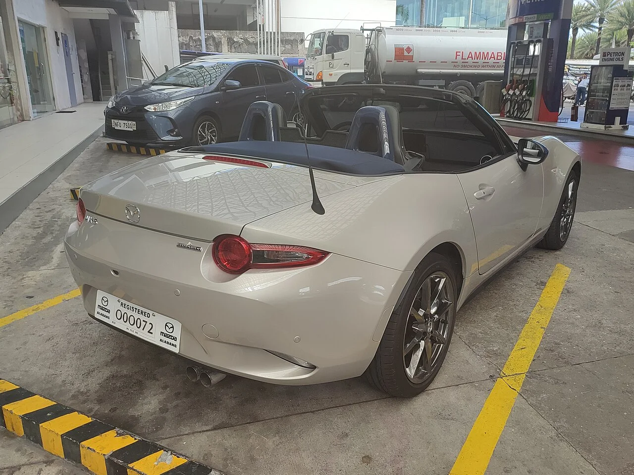 Yeni Mazda MX-5 Miata (ND3 Facelift) Arka Tasarım ve Egzoz Detayları