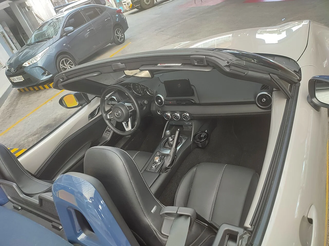 Yeni Mazda MX-5 Miata (ND3 Facelift) İç Mekan ve Spor Kokpit