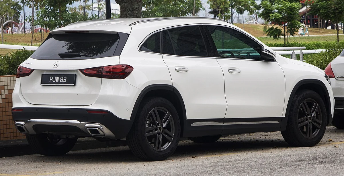 Mercedes-Benz GLA Arka Tasarım ve Detay Çizgileri
