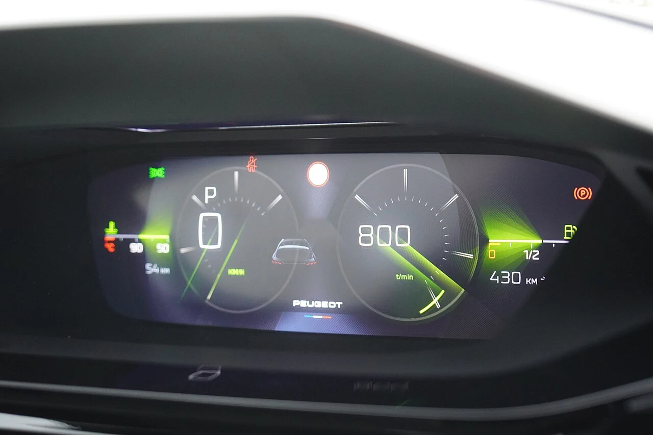 Yeni Peugeot 5008 İç Mekan ve Kokpit Teknolojisi
