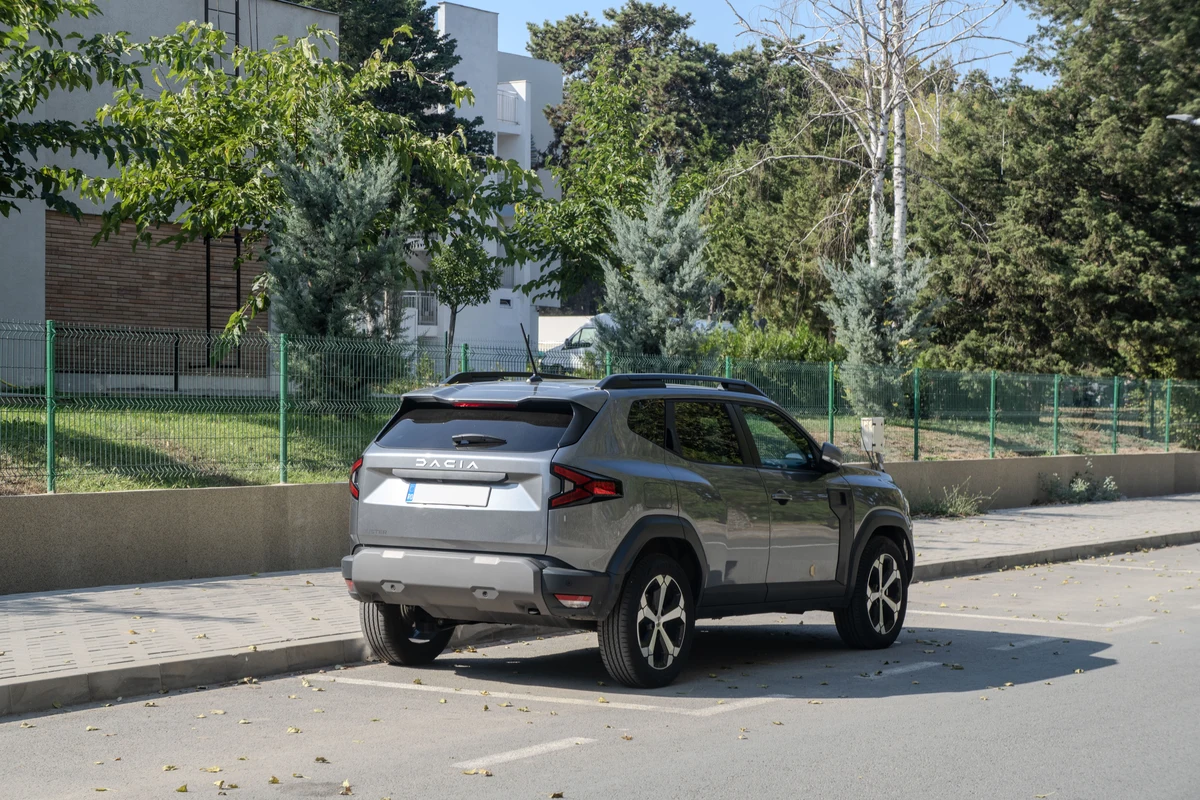 Yeni Dacia / Renault Duster Arka Tasarım ve Detay Çizgileri
