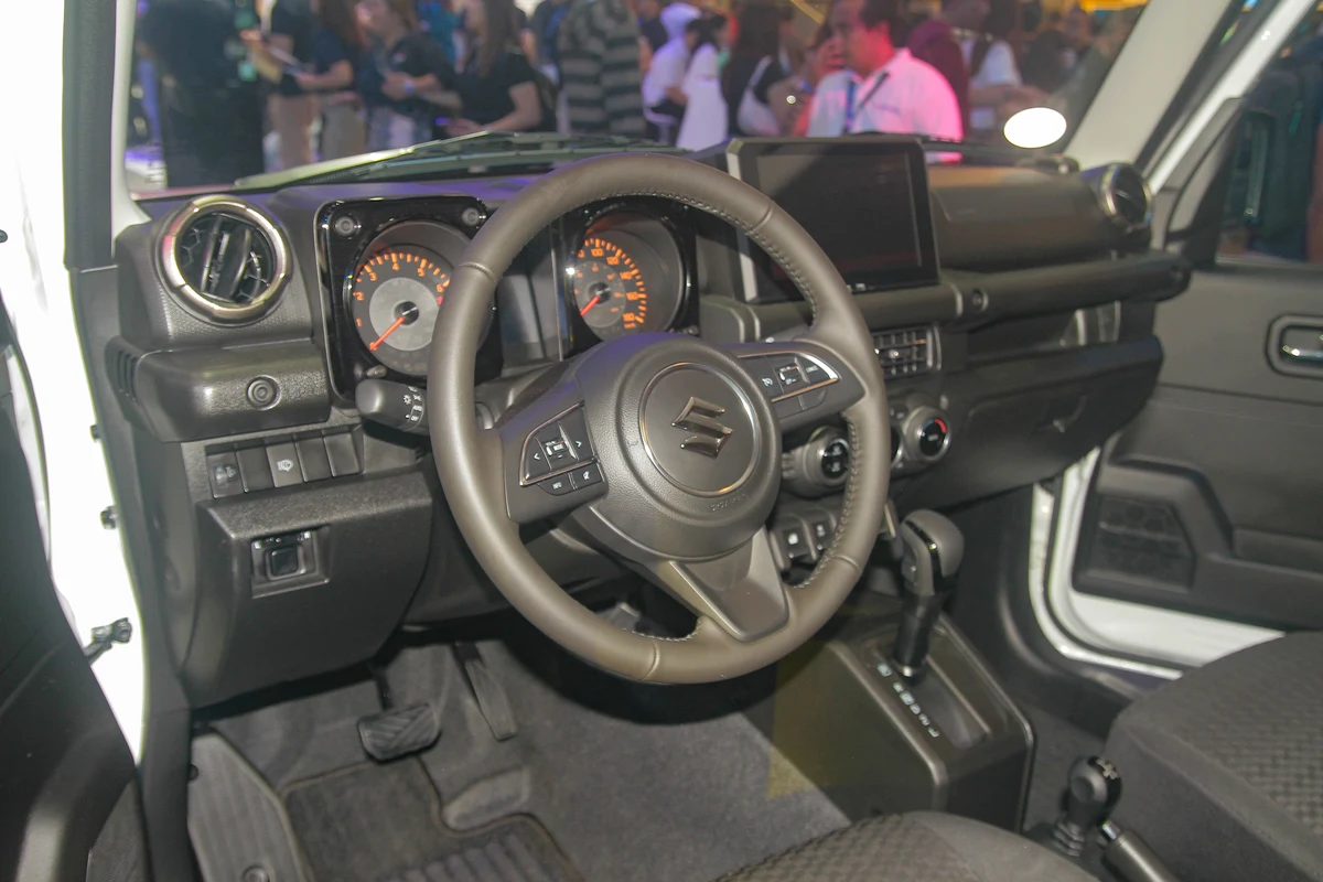 Suzuki Jimny İç Mekan ve Kokpit Tasarımı