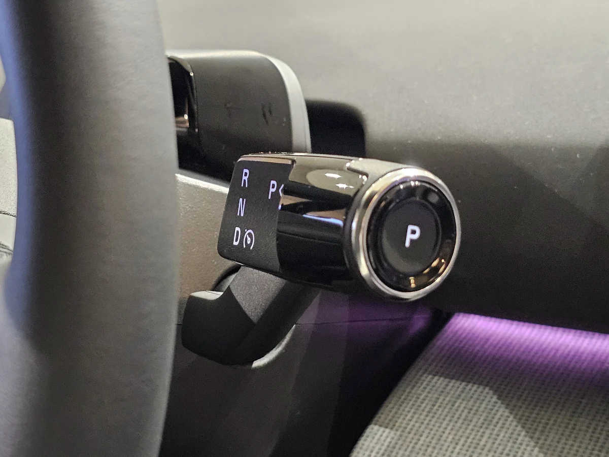 Volvo EX30 İç Mekan ve Kokpit Tasarımı