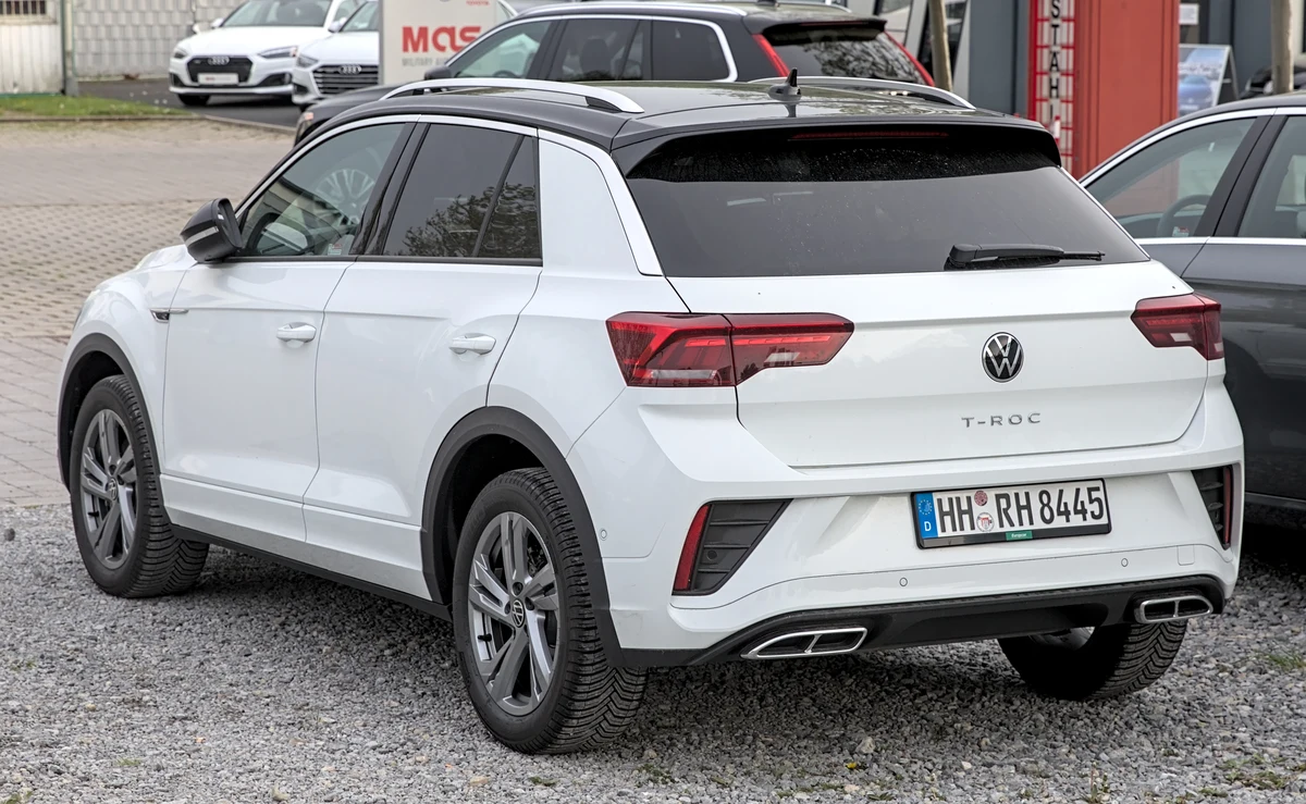 Volkswagen T-Roc Arka Tasarım ve Bagaj Hacmi
